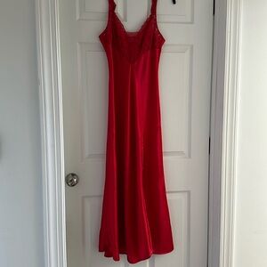 🌹Vintage VICTORIA’S SECRET slip | size Small